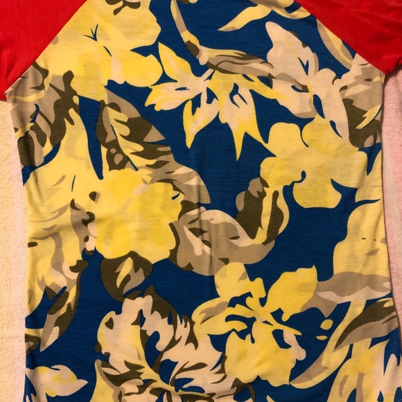 LuLaRoe Randy Tee - Picture 2 of 2